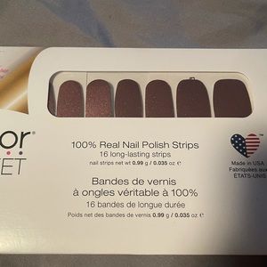 BRAND NEW Color Street Gratitude is Everything